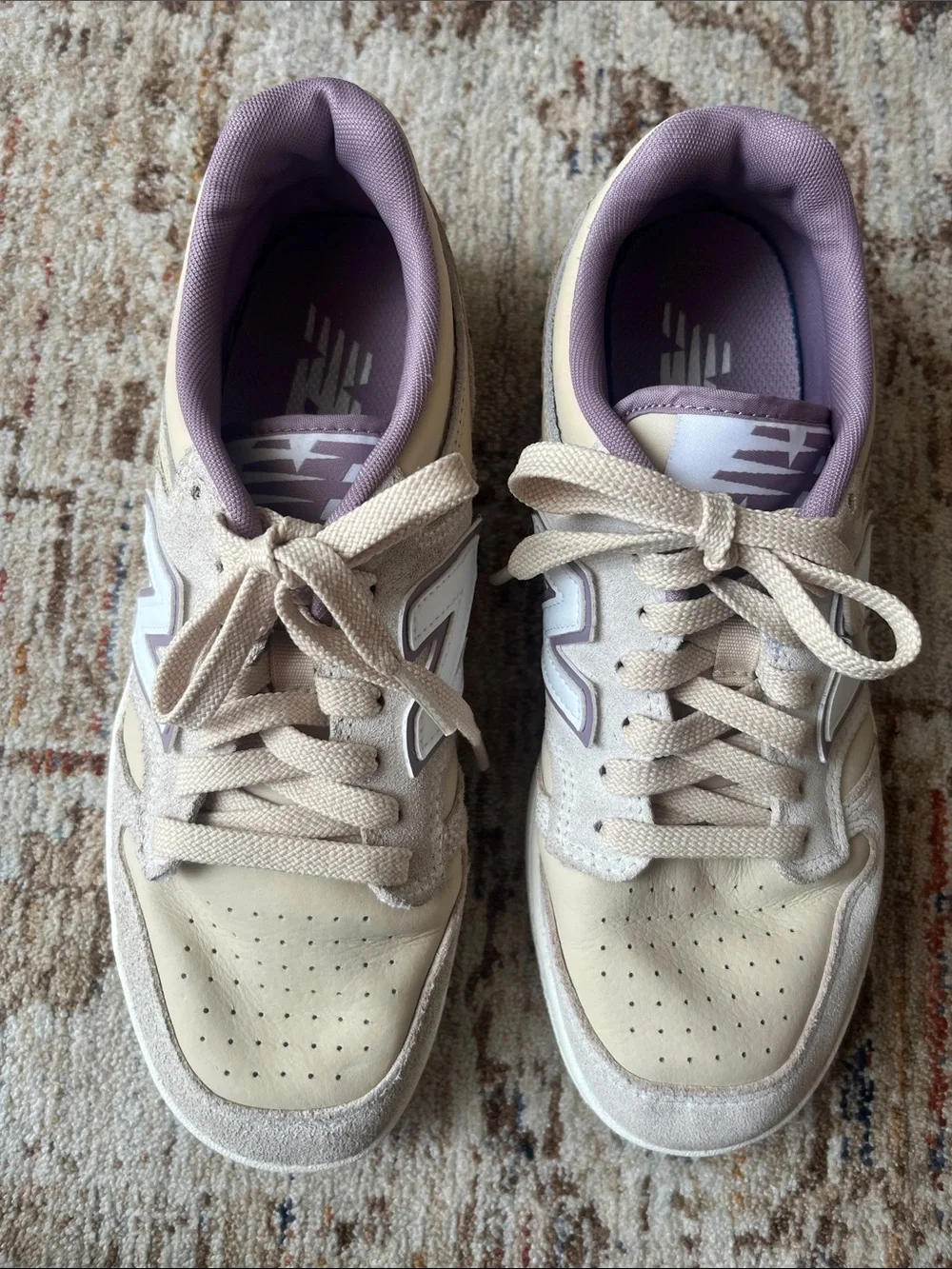 New Balance 480 Women's Cream & Lavender Low-Top Sneakers